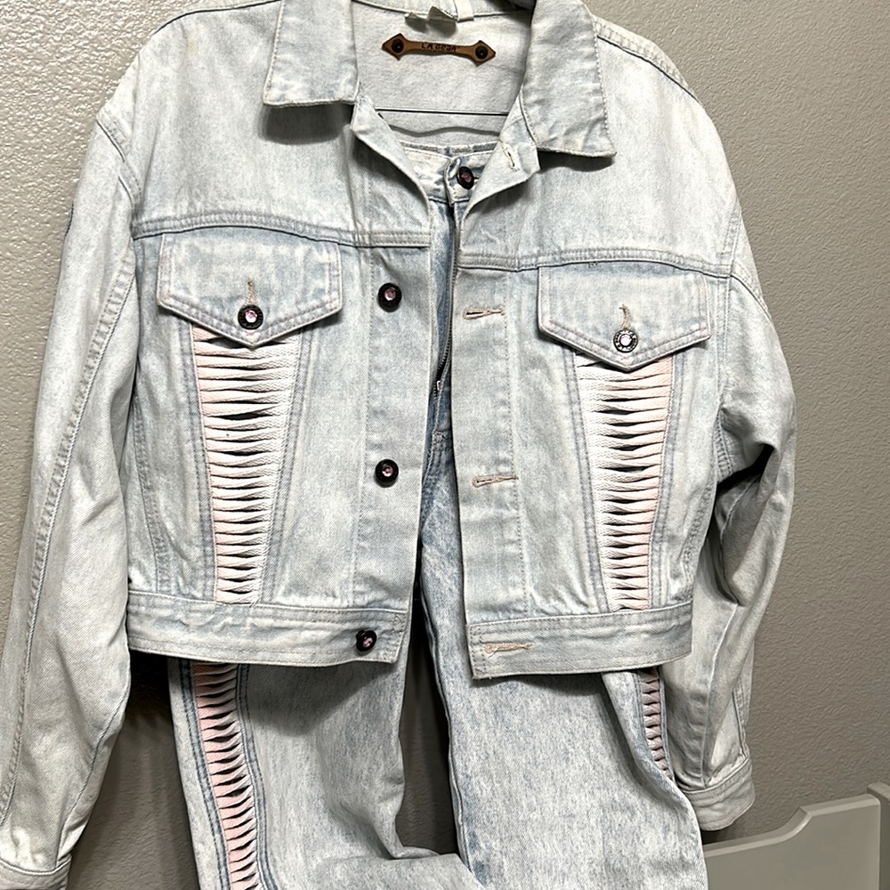 Vintage LA Gear aka Paula Abdul style denim jacket & high waisted jeans